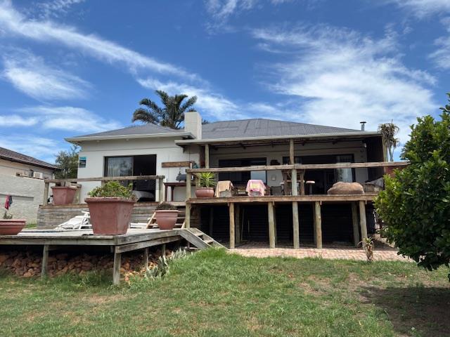 To Let 2 Bedroom Property for Rent in Mount Croix Eastern Cape